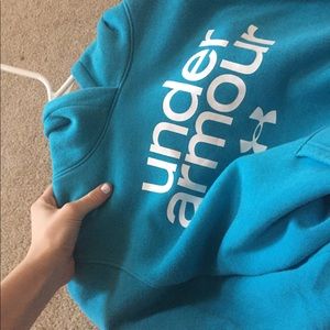 BLUE UNDER ARMOUR SWEATSHIRT!